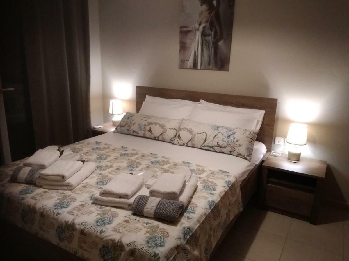 Iris Deluxe Suites 1 Kavala Dış mekan fotoğraf